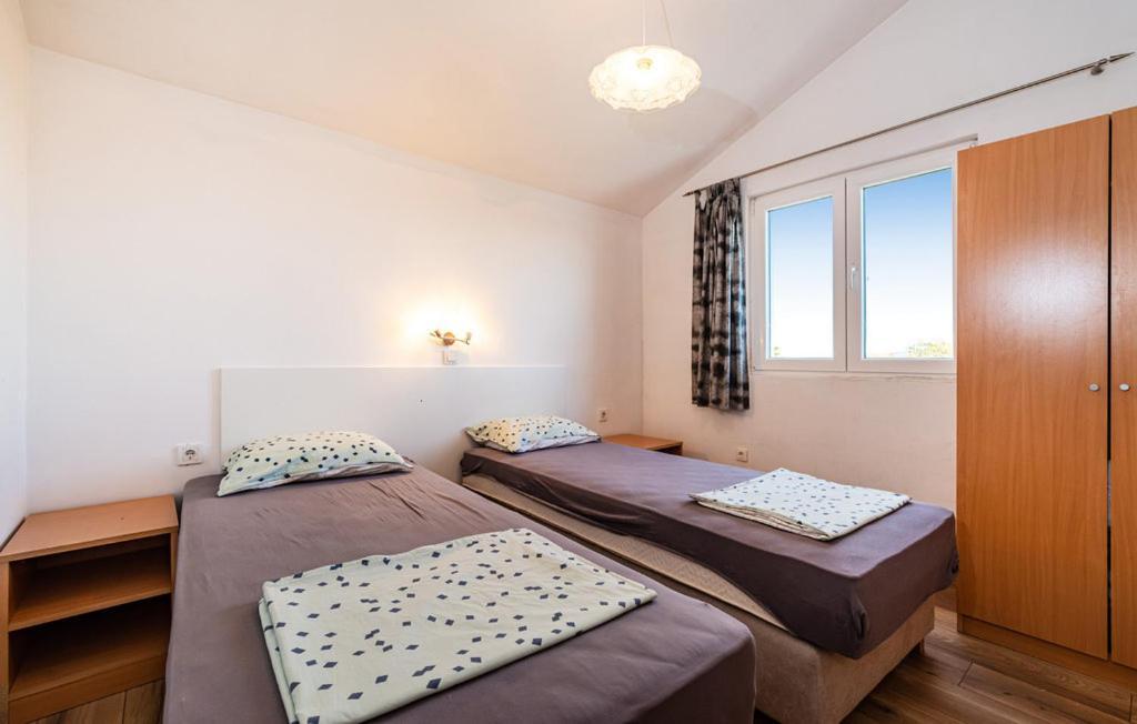 Mandorla With Private Pool Semesterbostad Zadar