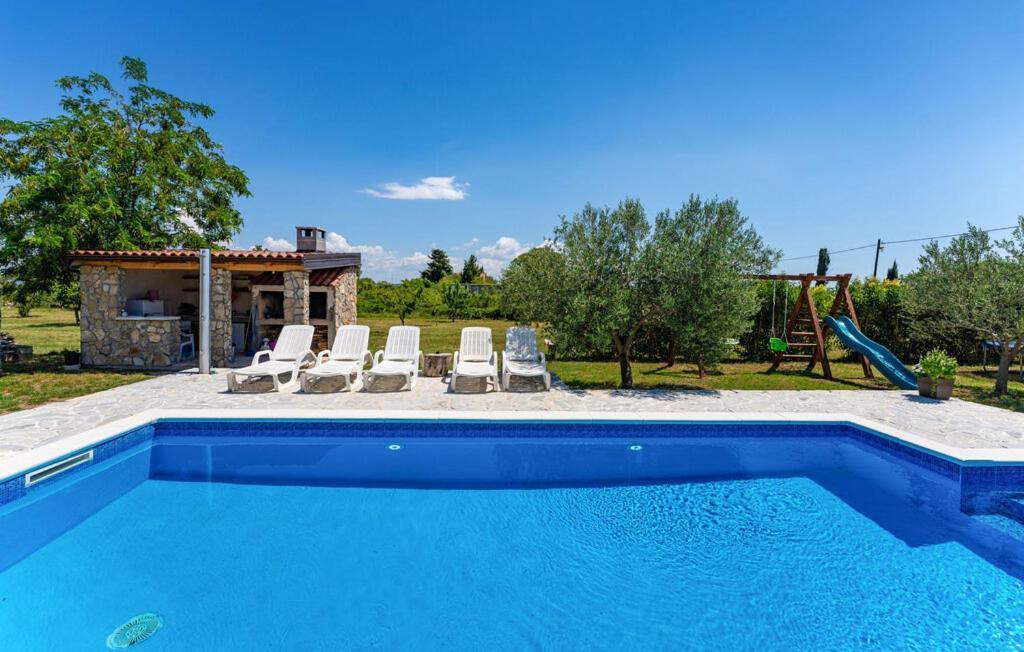 Mandorla With Private Pool Semesterbostad Zadar